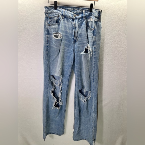 American Eagle Super High Rise Baggy Wide Leg Jeans Womens 6 Trashed Pants 2075 - Picture 1 of 12